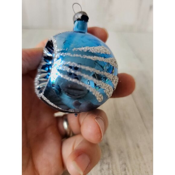 Vintage blue glitter indent ball mercury glass ornament Xmas silver glitter tree - Picture 7 of 8